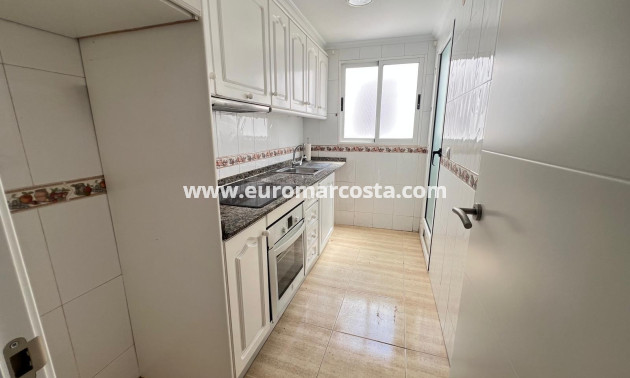 Sale - Apartment / flat - Guardamar del Segura