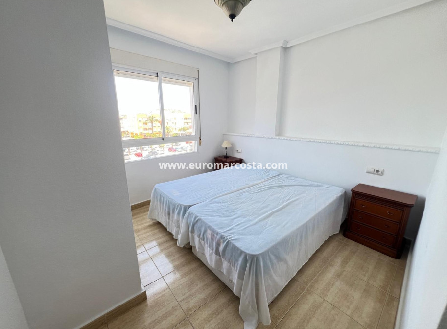 Sale - Apartment / flat - Guardamar del Segura