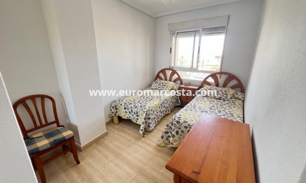 Sale - Apartment / flat - Guardamar del Segura