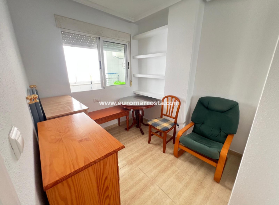 Sale - Apartment / flat - Guardamar del Segura