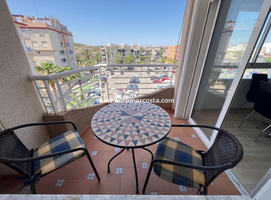 Sale - Apartment / flat - Guardamar del Segura