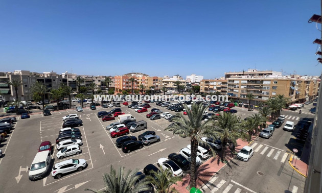 Sale - Apartment / flat - Guardamar del Segura