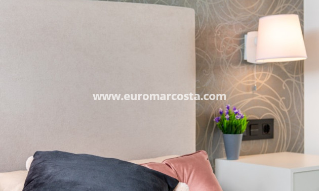 New Build - Bungalow - Torrevieja - TORREVIEJA