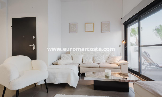 Objekte zum Wiederverkauf - Wohnung - Orihuela Costa