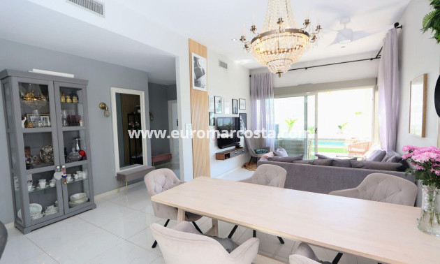 Sale - Chalet - Orihuela Costa
