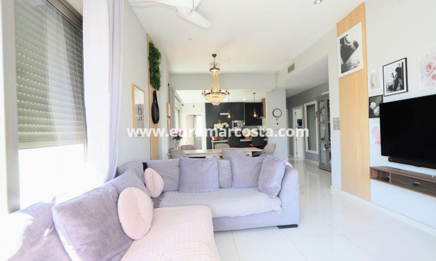 Sale - Chalet - Orihuela Costa