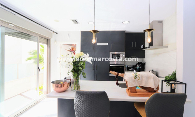 Sale - Chalet - Orihuela Costa