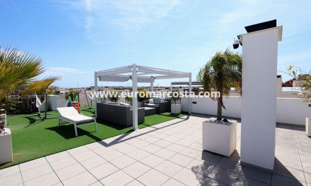 Sale - Chalet - Orihuela Costa
