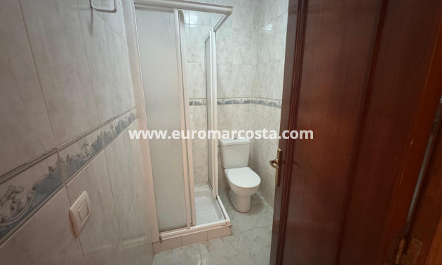 Venta - Apartamento / piso - Torrevieja - TORREVIEJA