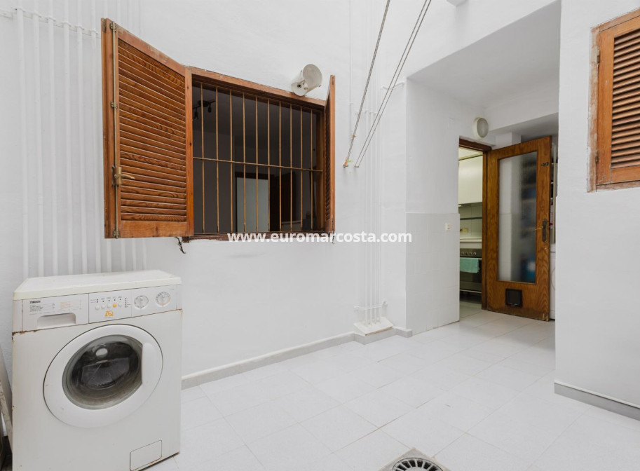 Venta - Apartamento / piso - Torrevieja - TORREVIEJA