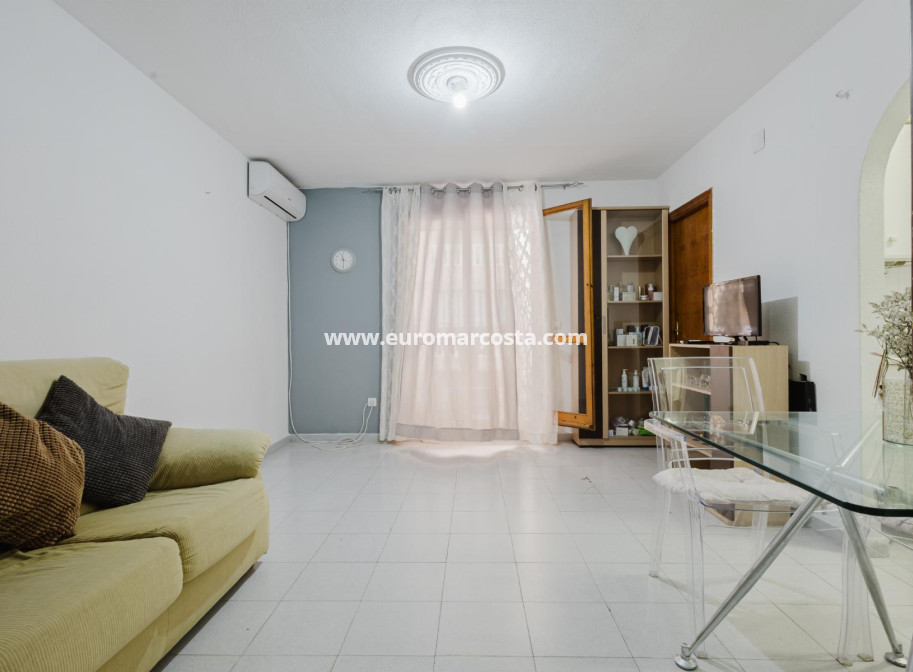 Venta - Apartamento / piso - Torrevieja - TORREVIEJA