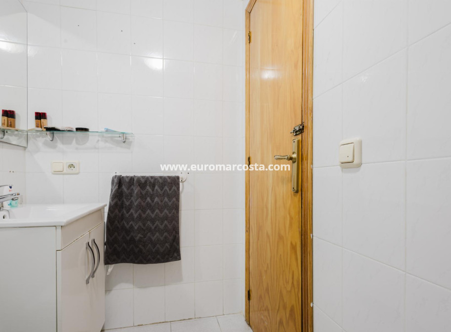 Venta - Apartamento / piso - Torrevieja - TORREVIEJA