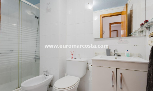 Venta - Apartamento / piso - Torrevieja - TORREVIEJA