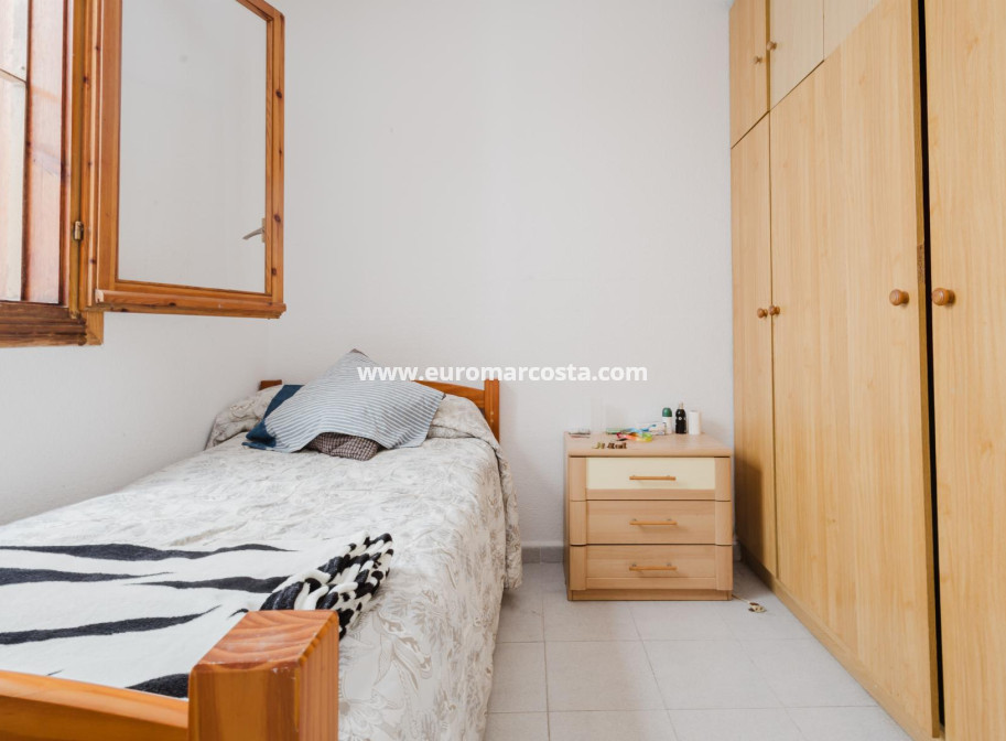 Venta - Apartamento / piso - Torrevieja - TORREVIEJA