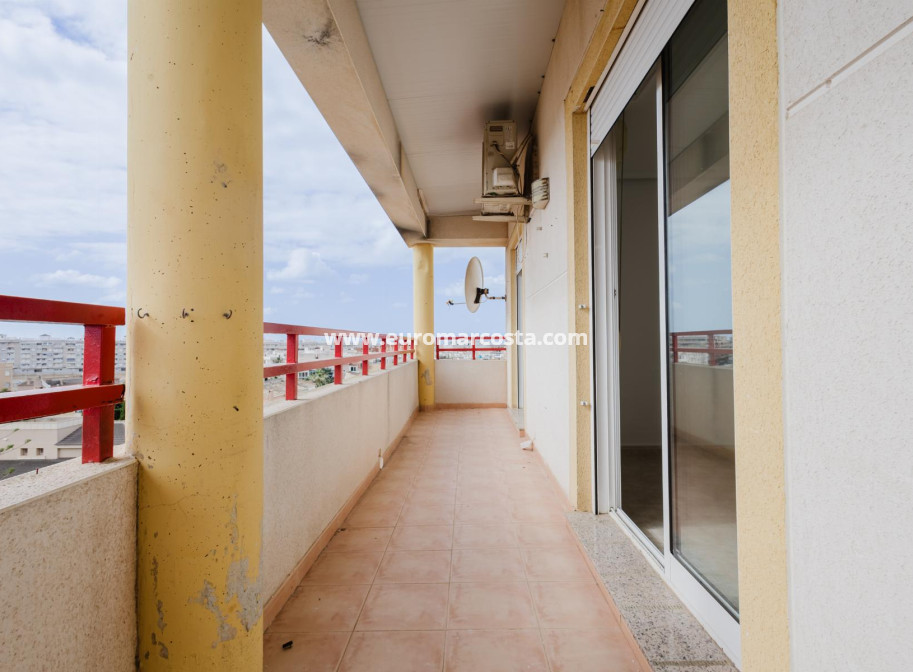 Venta - Apartamento / piso - Torrevieja - TORREVIEJA