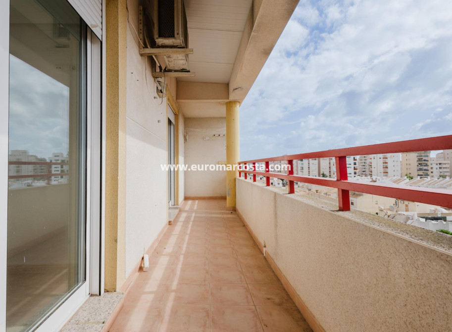 Venta - Apartamento / piso - Torrevieja - TORREVIEJA