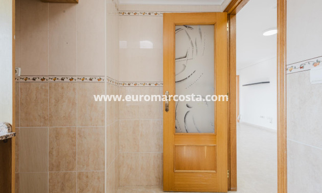 Venta - Apartamento / piso - Torrevieja - TORREVIEJA