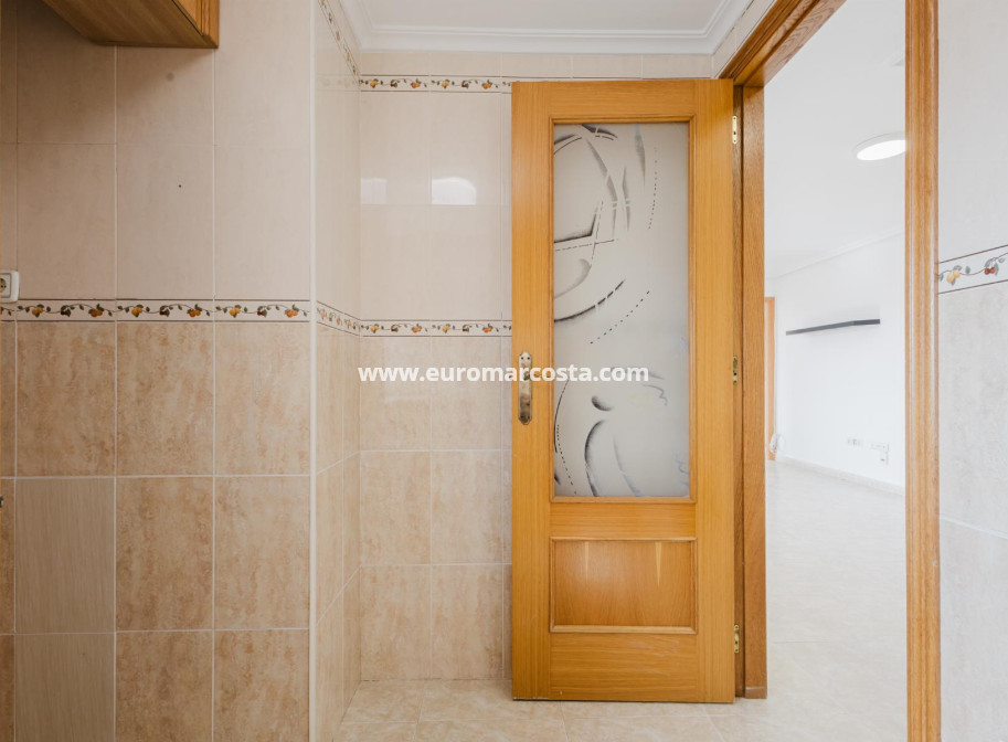 Venta - Apartamento / piso - Torrevieja - TORREVIEJA