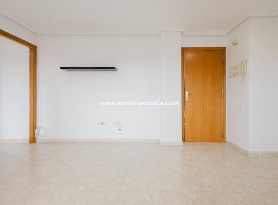Venta - Apartamento / piso - Torrevieja - TORREVIEJA