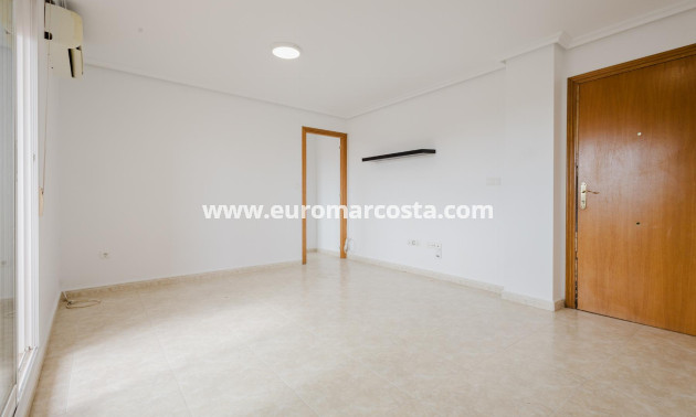 Venta - Apartamento / piso - Torrevieja - TORREVIEJA
