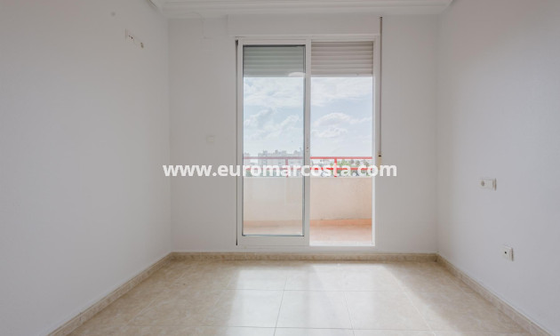 Venta - Apartamento / piso - Torrevieja - TORREVIEJA