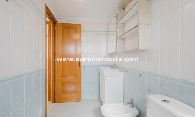 Venta - Apartamento / piso - Torrevieja - TORREVIEJA