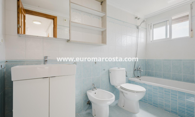 Venta - Apartamento / piso - Torrevieja - TORREVIEJA