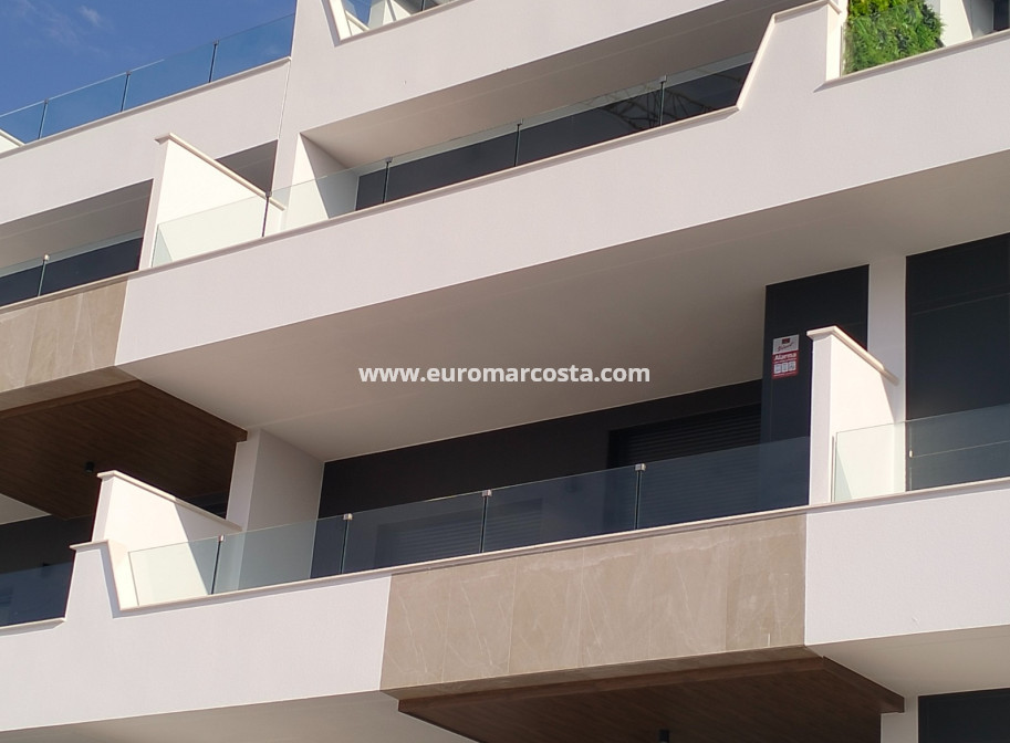 Sale - Apartment / flat - Benijofar