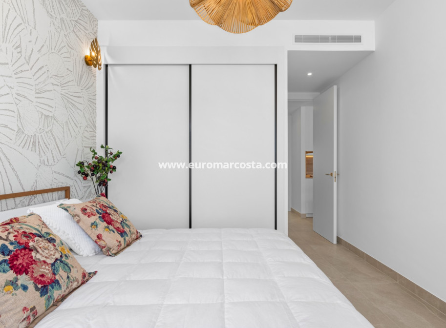 Sale - Apartment / flat - Benijofar