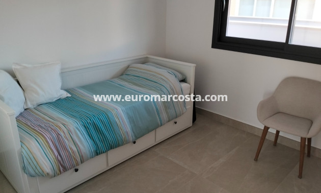 Sale - Apartment / flat - Benijofar