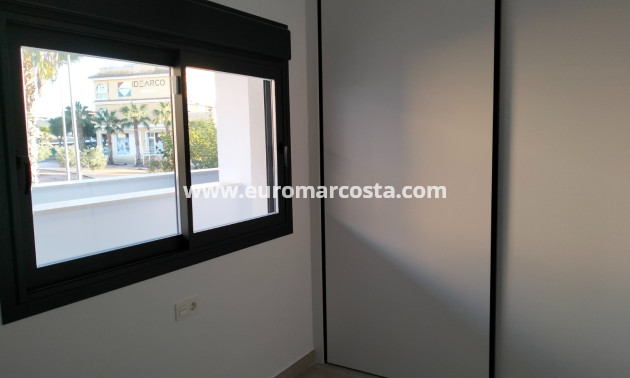 Sale - Apartment / flat - Benijofar