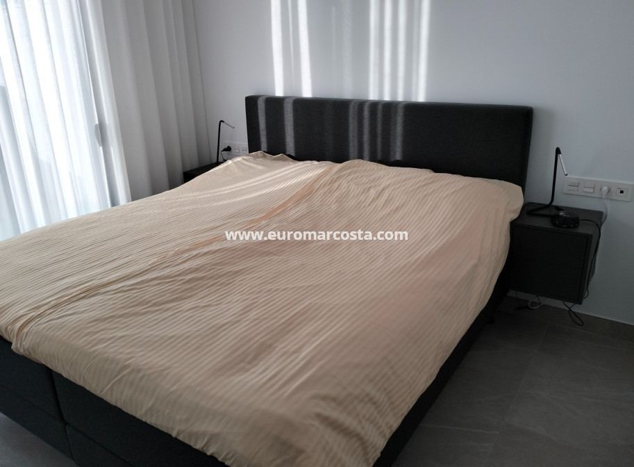 Sale - Apartment / flat - Benijofar