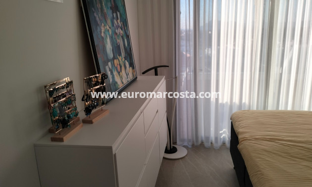 Sale - Apartment / flat - Benijofar