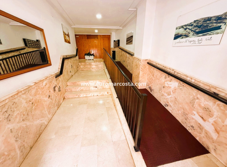 Objekte zum Wiederverkauf - Wohnung - Guardamar del Segura
