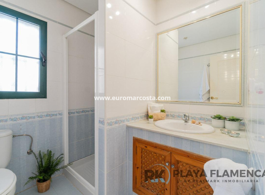 Sale - Villa - Orihuela Costa