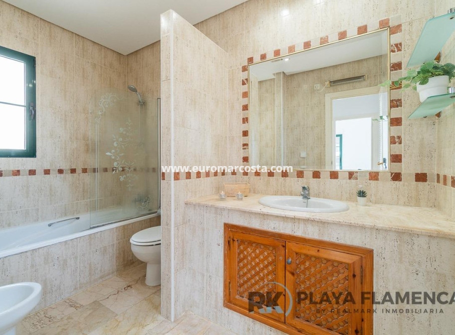 Sale - Villa - Orihuela Costa