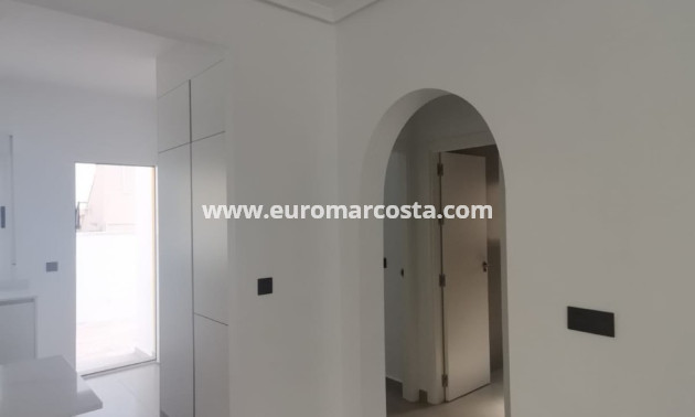 Sale - Villa - Orihuela