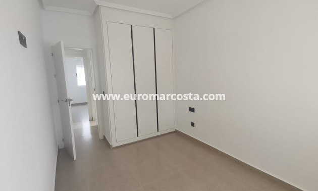 Sale - Villa - Orihuela