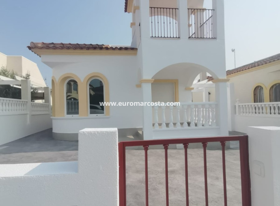Sale - Villa - Orihuela