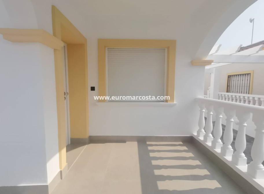 Sale - Villa - Orihuela