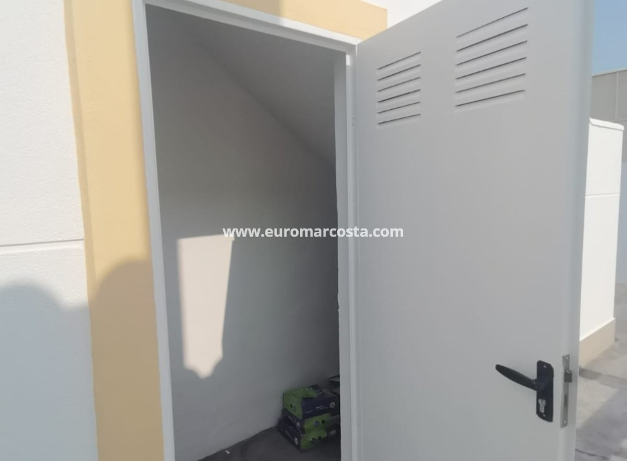 Sale - Villa - Orihuela