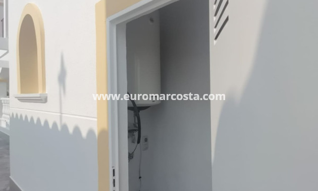 Sale - Villa - Orihuela