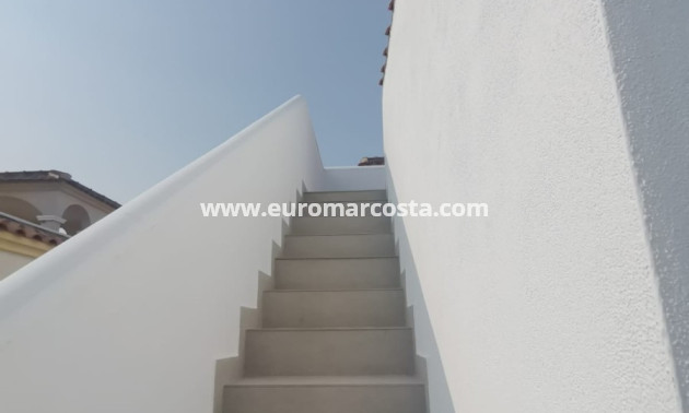 Sale - Villa - Orihuela