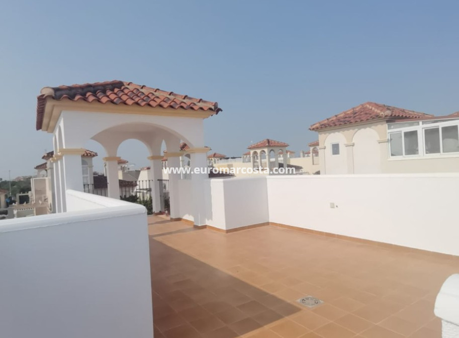 Sale - Villa - Orihuela