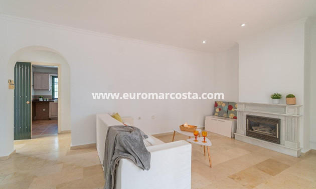 Sale - Villa - Orihuela Costa