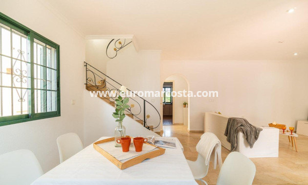 Sale - Villa - Orihuela Costa