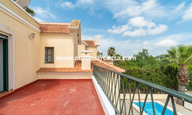 Sale - Villa - Orihuela Costa