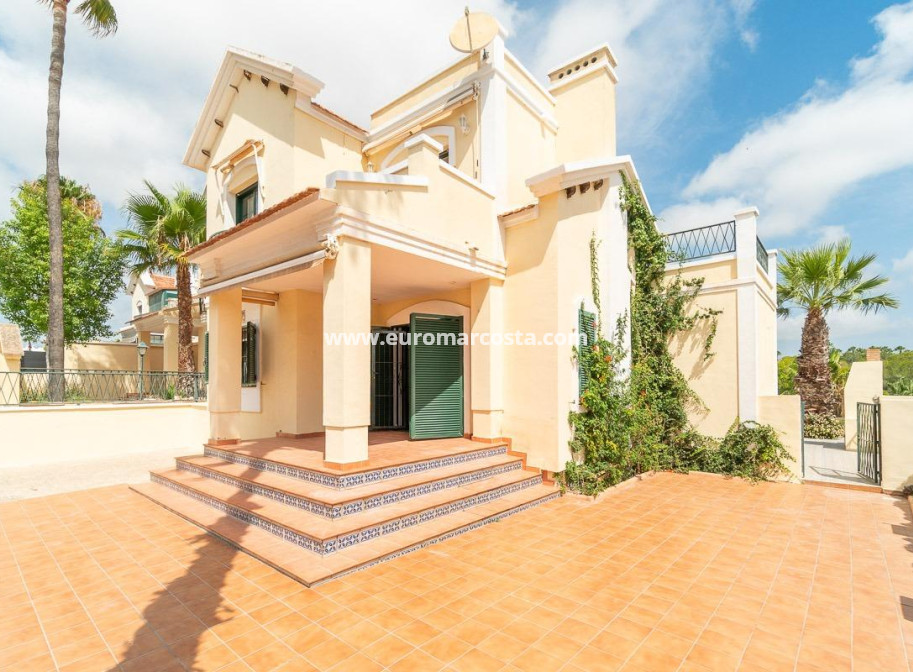 Sale - Villa - Orihuela Costa