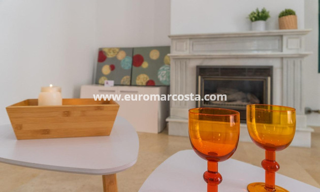 Sale - Villa - Orihuela Costa