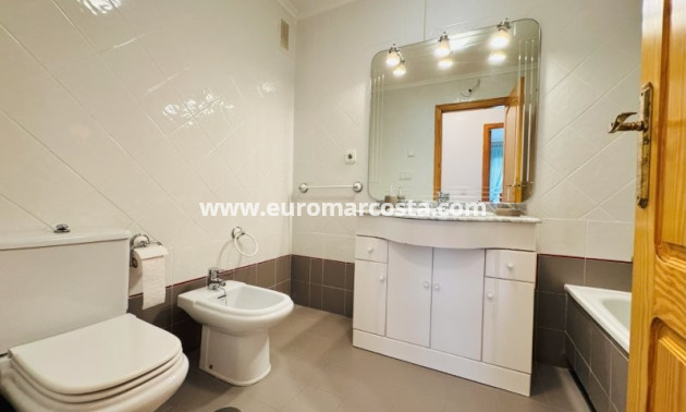 Objekte zum Wiederverkauf - Wohnung - La Mata